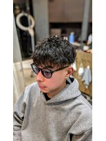 オモテサンドウ バーバー(OMOTESANDO BARBER)&nbsp;縦落ちツイスト