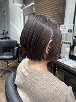 ハピネス クローバー 八木店(Happiness CLOVER) 白髪ぼかし 脱白髪染め くびれショート