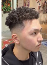 ナチュラルピー バーバー デルタ(Natural.P berbar DELTA)&nbsp;枕の代わりに！ショートスパイキーアフロ
