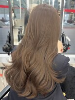 アルドーレフィエロ シンサイバシ(Ardore fiero shinsaibashi)&nbsp;ミルクベージュ12トーン☆レイヤーカット　20代30代40代