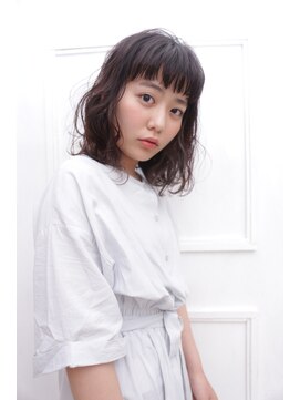 コティナ(cotina.) 無造作ロブ×インナーカラー