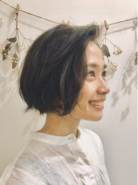 ノルン バイ シェリッシュ(Norn by sheriche) ♪ミニボブ×ダークグレー