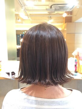 ネオリーブエム(Neolive em;) 切りっぱなし外ハネボブ