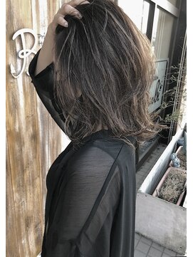 バンビ プライベート サロン(Bambi private salon) ハイライトアッシュ*ミディアムウルフスタイル*Bambi松平愛