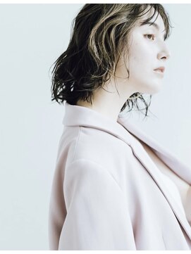 ダブル(W) 空気感のある色っぽい質感　魅力倍増カール