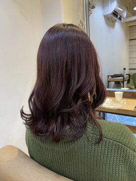 ロレ バトヘアー 下北沢(lore bat.hair) ピンクブラウン艶カラー/セミディ外ハネ韓国風レイヤー