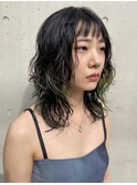 ポイントグリーンカラー×ウルフウェーブパーマ