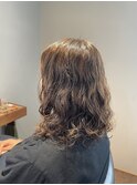 立体感のある柔らかウエーブスタイル