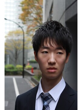 ザンギリ ネクスト 新宿西口店(ZANGIRI Next) 耳出しショートスタイル