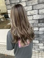 ライズ バイ レボ(RISE by REVO)&nbsp;大人可愛いイメチェンモードヘアダークアッシュフェミニン我孫子