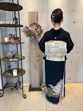 アチーブ ヘア デザイン(achieve hair design) ヘアセット ノーブル上品夜会巻きアップヘア お支度着物留袖