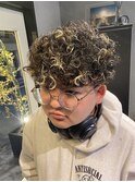 スーツツーブロックプードルパーマ束感モテる流行