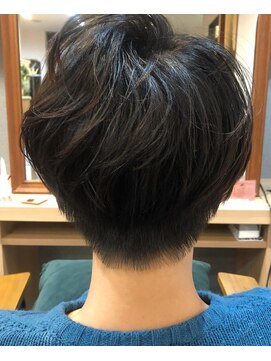 エルバイシオン(aile by sion) ヘルシースタイル×大人マッシュ