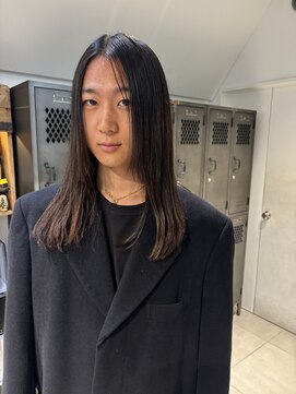 ナループロアツム(Nalu pu loa Tsum) メンズ/ストレートロング/黒髪ストレート/センターパート