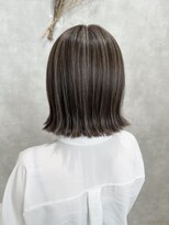 ロゼル(ROSEL)&nbsp;細め多めのハイライトカラー！