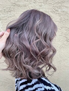 モリグリーン(MORI GREEN) ◆外国人風デザインカラー//ボブミディアム//ラベンダーアッシュ