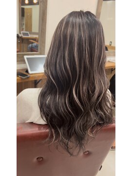 ノーム 横浜(NORM) ベージュハイライト