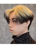 エンドカラー　センターパート  前下がり　ブリーチ