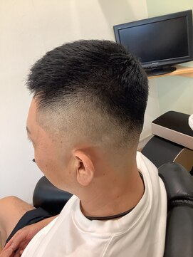 コウ(KOH) スキンフェード