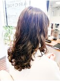 クオラインデジタルパーマでウェーブヘア,酸性デジタルパーマ
