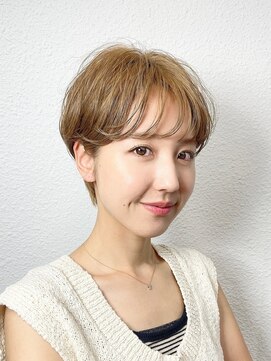 ハウスアンドヘアーワークス(House&Hair works) 前髪長め大人小顔ショート30代40代50代　藤沢