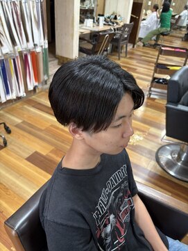 イエローコーン 金沢文庫店(YELLOW CORN) センターパート/韓国ヘア/ニュアンスパーマ/メンズヘア