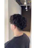 イゾラ(isola)&nbsp;センターパートツイストスパイラル｜ダメージレスパーマ｜西千葉