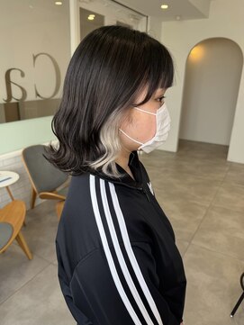 カシェ キョウマチ(cashe’e) インナーカラー/シルバー/ボブ/松阪/10代