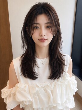 ノラ ギンザ(NORA GINZA) 黒髪×センターパート×レイヤーカット20代30代40代50代