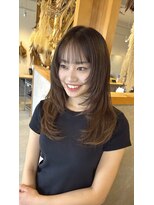 リム(LIM) 重めのレイヤースタイル
