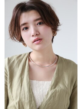 エクリ 麻布十番(equri) ラフカールのフェミニンショート