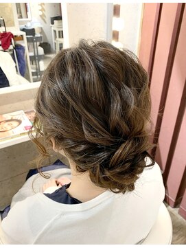 リリー ギンザ(Lily Ginza) コテ波下めアップ