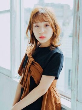 ブロッサム 大山店(Blossom) ウルフ外ハネセミロング