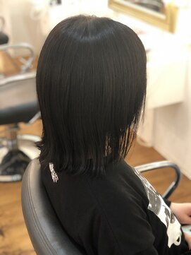ミヤコウシティ美容室 ミディアムヘア