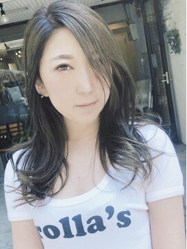 ナナカバイミーツハンド(nana.ca by meetsHAND) 外国人風グラデハイライト × 王道アッシュグレージュ