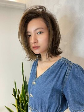 インフィニティー 水天宮前店(Infinity) ストリート風外ハネミディアム