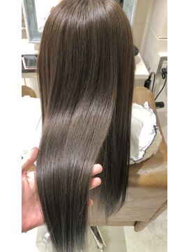 フレーム へアアンドトリートメント 天王寺北口店(FRAME) [FRAME 天王寺北口店] 艶カラー透け感グレージュ