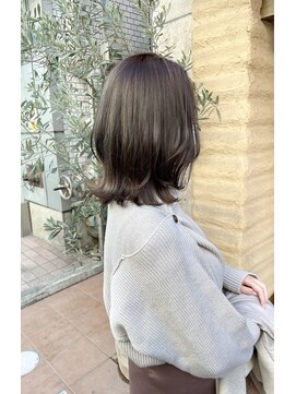 テトラ バイ ネオリーブ 横浜西口店(tetra by neolive) レイヤーボブ×オリーブベージュで一歩先行くおしゃれヘアに！