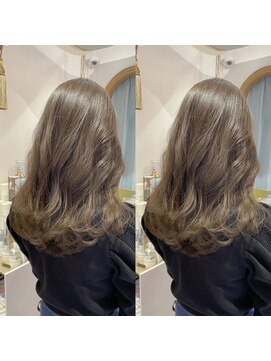 ロンドアベニール 北千住(Lond avenir) オリーブグレージュ　ショコラベージュ　西田大樹