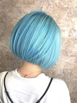 ゴリラビスケッツ(GORILLA BISCUITS) 水色ボブ［桜木町/横浜/みなとみらい］