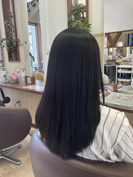 コアフィールフィス(COIFFURE fils) 新規お得クーポンあり【見附　今町】ロングストレートヘア