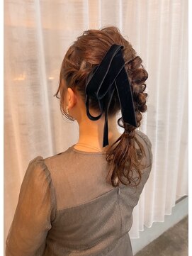 イチザサロン(ICHI THESALON) ポニーテール編み下ろし☆