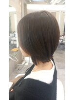 アナ ラーナ(Anna Lanna)&nbsp;ボブショートレイヤー×外ハネ×簡単スタイリング