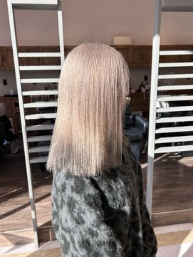 リー 梅田(Lee) Lee 梅田茶屋町 white beige