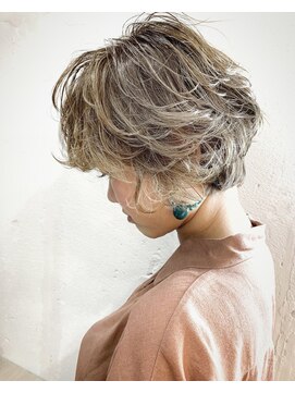 ヘアーワークス ヘルム 渋谷店(HAIR WORKS HELM) 【HELM渋谷】レイヤーショート