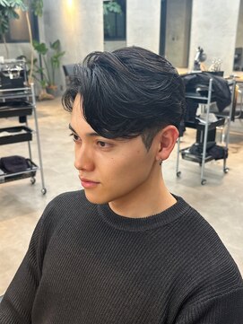 トゥイン 八王子(TWIN) フェザーショート　メンズパーマ　八王子