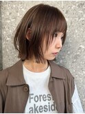 ダブルカラーナチュラルボブ前髪ありミディアムレイヤーボブ