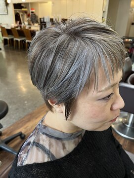 髪師 ケンジロウ(Kenjiro) グレイヘアー