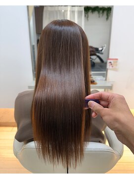 シゲ 自由が丘店(SHIGE) 白髪染めも髪質改善カラーでマイナス10歳40代50代白髪ぼかし美髪