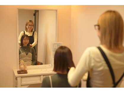 フィーラ(Feela)の写真